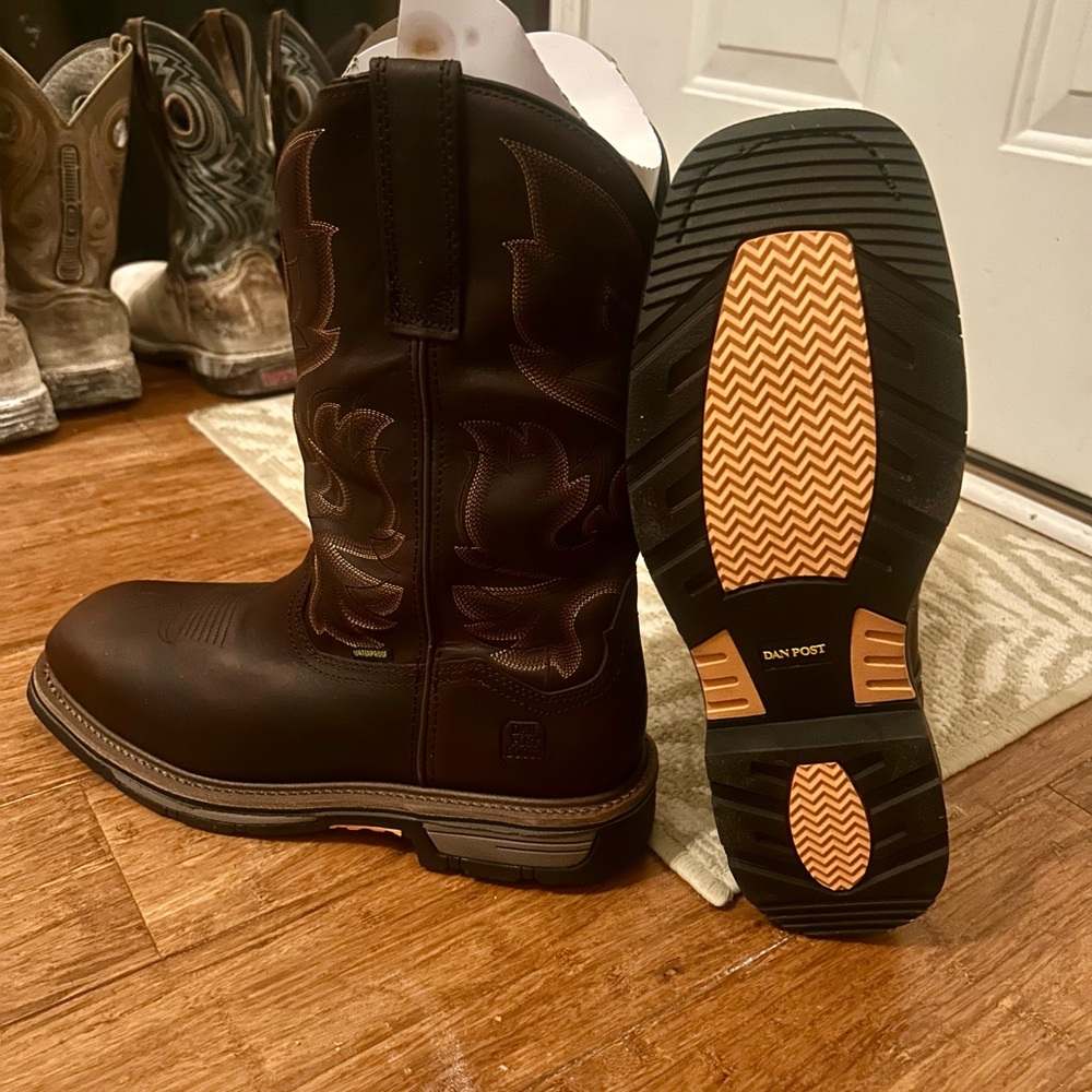 Dan Post safety toe work boots